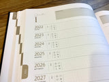 10-Jahre-Kalender Tagebuch A4 2025-34